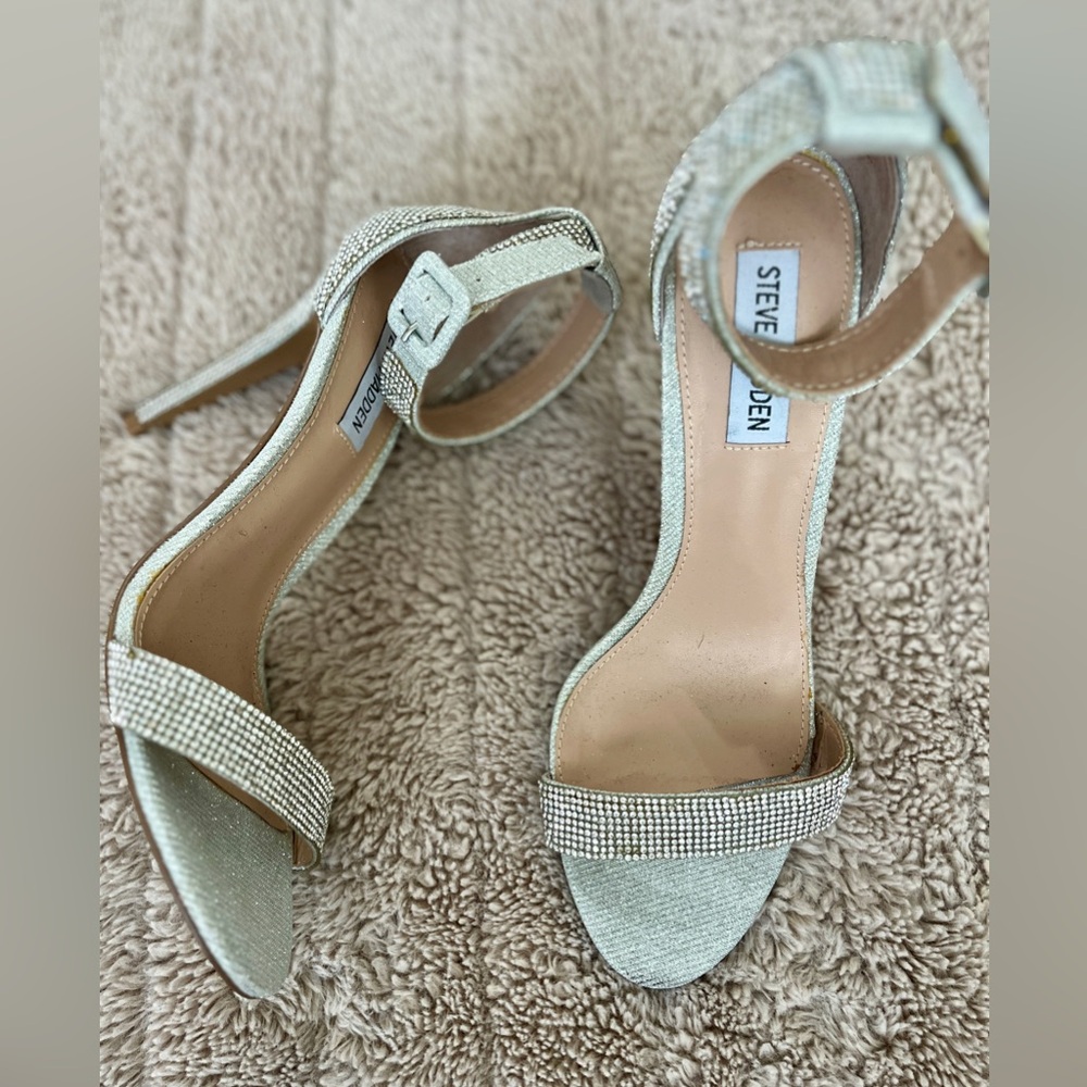 Steve Madden Heeled Sandal Silver Rhinestoned Strappy Ankle Strap Spike Heel 8 - Picture 16 of 16